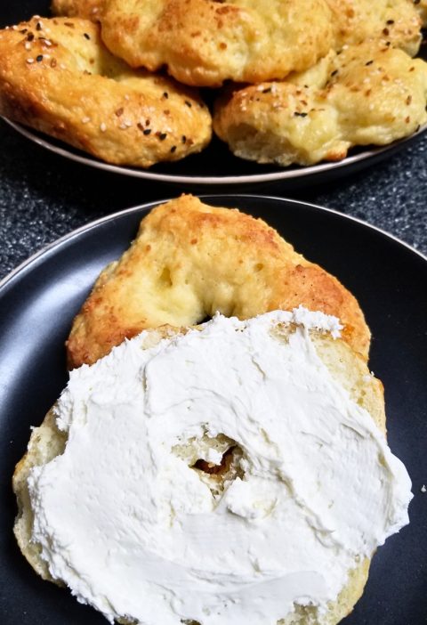 2 ingredient cottage cheese bagels